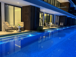 The Sunshine Beach Family Suite with Pool The Sunshine Beach Family Suite with Pool