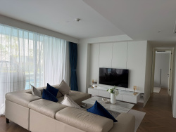 The Sunshine Beach Family Suite with Pool